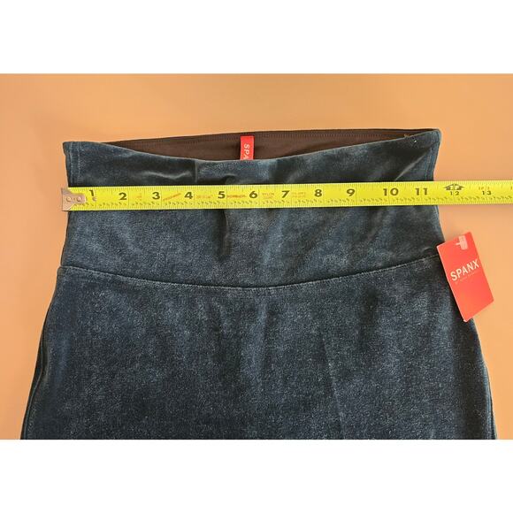 NWT SPANX Women's 2070 Malachite Green High Waist Velvet Velour Leggings Pants S - Picture 4 of 9